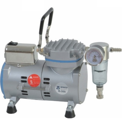 Bomba de Vacío Impulsada por Pistón, Sin aceite, Silenciosa y Peso Compacto. Modelo R300.  Marca: BOECO