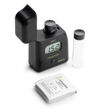 Fotómetro Digital de Fosfato Portátil. Modelo MW12. Marca: MILWAUKEE